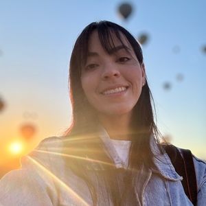 Meet your Posher, Laura